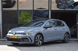 Volkswagen Golf Volkswagen Golf 1.5 eTSI R-Line Pano HUD H&K Lane Camera - afbeelding nr 3