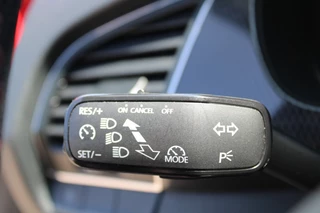 Škoda Fabia Škoda Fabia 1.2 TSI MONTE CARLO Climate Cruise Panorama 16LM Black Top!! - afbeelding nr 15