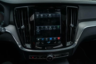 Volvo V60 Volvo V60 2.0 T6 340PK AWD R-Design Head Up|360|Pano|Bomvol! - afbeelding nr 36