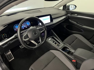 Volkswagen Golf Volkswagen Golf 2.0 TDI 150PK AUTOMAAT/ ACTIVE Business / Panodak / Camera / Head-up / - afbeelding nr 11