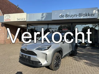 Toyota Yaris Cross 1.5 Hybrid 130 Dynamic + Comfort Pack dodehoekdetectie / stoelverwarming / stuurwielverwarming / parkeersensoren voor + achter / Navigatie / Apple Carplay / Android Auto / parkeercamera / 10 jaar Toyota garantie / rijklaarprijs incl. Toyota Pechhulppas
