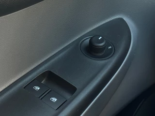 Opel KARL Opel KARL 1.0 ecoFLEX Innovation | Eerste Eigenaar | Navigatie | Appel CarPlay/Android Auto | Cruise Control | Climate Control - afbeelding nr 30