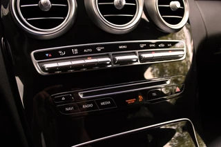 Mercedes-Benz C-Klasse Mercedes-Benz C-klasse Estate C 300 Aut. AMG Line Night, Burmester, Head-up - afbeelding nr 15