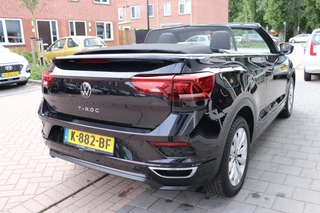 Volkswagen T-Roc Volkswagen T-Roc Cabrio 1.5 TSI R-Line Automaat. Eerste eigenaar, nieuwstaat! Trekhaak. - afbeelding nr 10