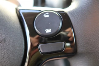 Peugeot 108 Peugeot 108 1.0 E-VTi AUTOMAAT Allure 72pk 5drs. Clima, Carplay, LIM, Camera - afbeelding nr 15