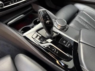 BMW 5 Serie BMW 5-serie 530e Bns Ed. Plus M-Sport Laser Pano 360 Camera Schuifdak - afbeelding nr 16