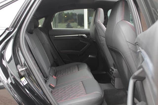 Audi A3 Audi A3 Limousine 30 TFSI S edition / Panoramadak / Camera / Head-up / Luxe Leder / B&O / Carbon spoiler / Dodehoek / Navigatie / ACC / DAB - afbeelding nr 12