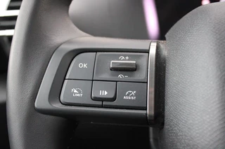 Citroën ë-C4 Citroen Ë-C4 FEEL PACK 136PK 50 kWh | ACHTERUITRIJ CAMERA | NAVIGATIE | APPLE CARPLAY/ANDROID AUTO | LED KOPLAMPEN | CLIMATE CONTROL | CRUISE CONTROL | 18