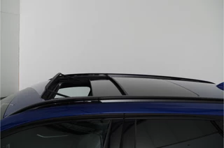 BMW 3 Serie BMW 3-serie Touring 330e M Sport Pano.schuif/Laser LED/Adaptive ophanging/Memory/Head-up/Portimo Blue... - afbeelding nr 3