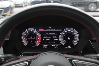 Audi A3 Audi A3 Limousine 30 TFSI S edition / Panoramadak / Camera / Head-up / Luxe Leder / B&O / Carbon spoiler / Dodehoek / Navigatie / ACC / DAB - afbeelding nr 18