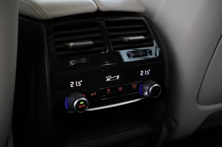 BMW 5 Serie Cruise Control, Navigatie, LEER, Panoramadak, xDrive - afbeelding nr 21