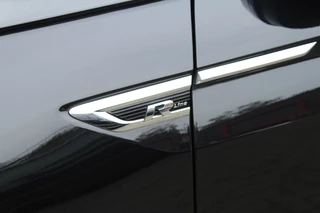 Volkswagen Tiguan Volkswagen Tiguan 1.5 TSI 150pk ACT R-Line DSG7 NL-Auto NAP Panoramadak Clima Cruise Navi Leder Keyless Dig. Cockpit El. Klep Trekhaak 1300kg - afbeelding nr 31