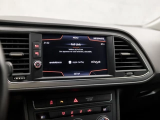 SEAT Leon (APPLE CARPLAY, NAVIGATIE, CLIMATE, KEYLESS START, GETINT GLAS, SPORTSTOELEN, ARMSTEUN, PARKEERSENSOREN, CRUISE, LM VELGEN, NIEUWE APK, NIEUWSTAAT) - afbeelding nr 25