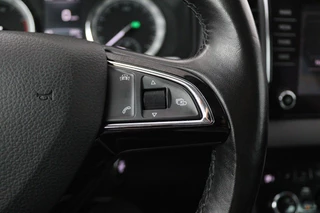 Škoda Karoq Skoda Karoq 1.5 TSI ACT Style Business (PANORAMADAK, CRUISE ADAPTIEF, PARKEERSENSOREN, STOELVERWARMING, NAVIGATIE, AUTOMAAT) - afbeelding nr 14