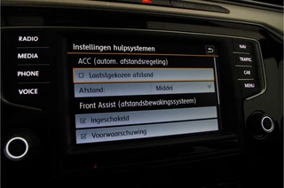 Volkswagen Passat Volkswagen Passat Variant 1.4 TSI GTE Highline > Pano.schuif/trekhaak/Adapt. cruise/Camera/stoelverwarming... - afbeelding nr 23