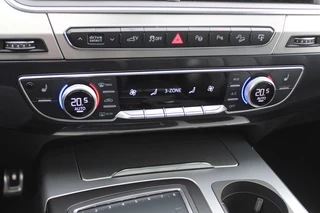 Audi Q7 Audi Q7 3.0 TDI e-tron quattro Sport / Trekhaak / Panoramadak / Camera / 21'' / Luchtvering / Leder / Bose / Getint glas / Stoelverwarming / DAB / Cruise Control - afbeelding nr 18