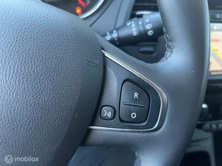 Renault Captur Renault Captur 0.9 TCe Limited * AIRCO * NAVIGATIE * CAMERA - afbeelding nr 14