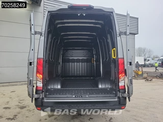 Iveco Daily Iveco Daily 35C21 3.0L Automaat 2025model L2H2 ACC Camera LED CarPlay Dubbellucht L2 12m3 Airco - afbeelding nr 6