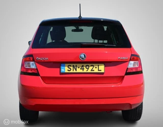Škoda Fabia Skoda Fabia 5Drs TSI 95 PK Zwart Dak Navigatie Stoelverw DonkerGlas Parkeersensor Cruise - afbeelding nr 29