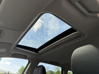 Mitsubishi Outlander Mitsubishi Outlander 2.0 PHEV Instyle 2e Eigenaar,Navi,Schuifdak,Camera,Stoelverwarming,Leder,Clima,Cruise,Pdc V+A,Nieuwe Apk bij Aflevering - afbeelding nr 21