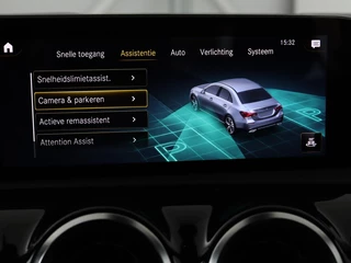 Mercedes-Benz A-Klasse Mercedes-Benz A-klasse 180d AMG | 36.600km NAP | Panoramadak | Stoelverwarming | Carplay | Camera | Full LED | Navigatie | Leder/Alcantara | Widescreen - afbeelding nr 28