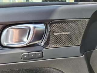 Volvo XC40 Volvo XC40 1.5 T5 Plug-in hybrid Ultimate Dark | Panoramadak | Harman/Kardon | Trekhaak | - afbeelding nr 4