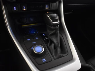 Toyota RAV4 Toyota RAV4 2.5 Hybrid AWD Bi-Tone | Parkeersensoren V+A | Stoelverwarming - afbeelding nr 26