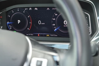 Volkswagen Tiguan Volkswagen Tiguan 1.5 TSI R-Line | AUT - PANODAK - DYNAUDIO - afbeelding nr 14