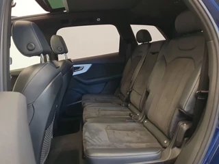 Audi Q7 Audi Q7 55 TFSI e quattro S-Line Panoramadak, Luchtvering, Wegklapbare Trekhaak, 23