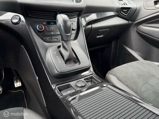 Ford Kuga Ford Kuga 1.5 EcoBoost ST Line Trekhaak/LED/Navi/Clima/Cruise - afbeelding nr 12