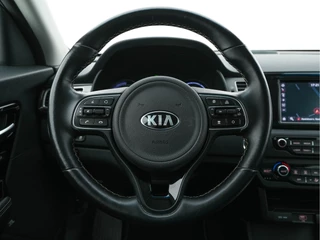 Kia e-Niro (INCL-BTW) Aut. *FULL-LEATHER | JBL-AUDIO | FULL-LED | NAVI-FULLMAP | DAB | ADAPT.CRUISE | CAMERA | MEMORY-PACK | LANE-ASSIST | KEYLESS | DIGI-COCKPIT | SHIFT-PADDLES | COMFORT-SEATS | 17