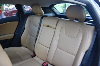 Volvo V40 Volvo V40 T2 122pk Aut. Inscription | Camera | PanoDak | Leder - afbeelding nr 18