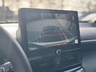 Toyota Yaris Cross Parkeersensoren V+A, Dodehoeksensor, Navigatie , All-in Rijklaarprijs - afbeelding nr 37