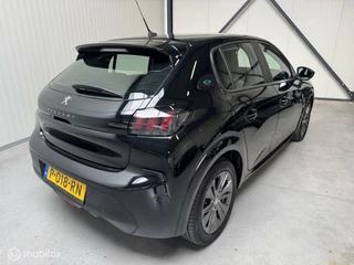 Peugeot e-208 Peugeot e-208 EV Active Pack 50 kWh - afbeelding nr 8