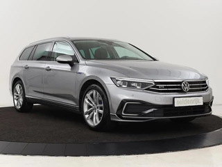 Volkswagen Passat Volkswagen Passat 1.4 TSI PHEV GTE Business | Adaptive cruise |  Camera | Carplay | Stoelverwarming | Massage | Navigatie | Full LED - afbeelding nr 39