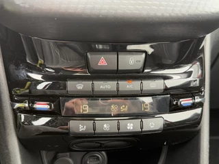 Peugeot 2008 Peugeot 2008 1.2 PureTech GT-line 1e Eigenaar,Navi,Pano,Camera,Clima,Cruise,Halfleder,Stoelverwarming,110pk,PDC,APK tot 08-2025 - afbeelding nr 14