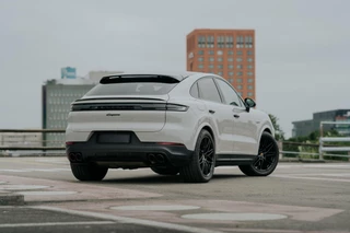 Porsche Cayenne Porsche Cayenne Coupé 3.0 V6 TURBO HYBRIDE S 470pk - afbeelding nr 9