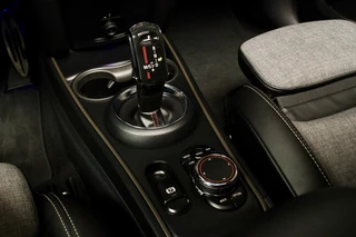 MINI Countryman Mini Countryman 2.0 Cooper S JCW 192 PK Facelift | Pano-dak | CarPlay | Harman/Kardon | HUD | Stoelverwarming | Trekhaak | LED | PDC | - afbeelding nr 9