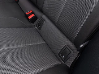 Audi Q2 30 TFSI 116pk Sport | Origineel NL + 1ste Eigenaar | Navi | Clima | Cruise | Panorama Schuifdak | Pdc | Licht+Regensensor | Sportstoelen | Privacy Glass | 17''lm - afbeelding nr 27