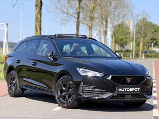 CUPRA Leon Sportstourer e-Hybrid VZ Copper Edition Pano Memory Sportstuur
