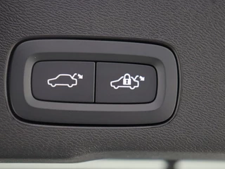 Volvo XC60 Volvo XC60 T6 AWD Dark | DEMO | H&K Audio - afbeelding nr 35