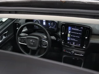 Volvo XC40 Volvo XC40 1.5 T5 Twin Engine Momentum Pro [APPLE CARPLAY, DIGITAL DASH, CRUISE CONTROL,  SCHUIFKANTELDAK, STUURVERWARMING, STOELVERWARMING V+A,  PDC ACHTER,  ELEKTRISCHE ACHTERKLEP, NAVIGATIE, NIEUWSTAAT] - afbeelding nr 9