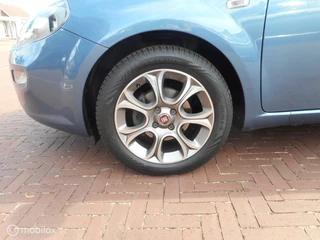 Fiat Punto Fiat Punto TwinAir Turbo 100 Sempre 5d +TREKHAAK+METALLIC LAK+ECC+CRUISE CONTROL - afbeelding nr 6