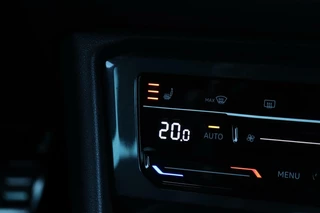 Volkswagen Tiguan Volkswagen Tiguan 1.5 TSI / 2x R-Line / Virtual Cockpit / Camera / Matrix LED / Trekhaak / 20