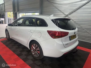 Kia cee'd Kia cee'd Sportswagon 1.0 T-GDi ComfortPlusLine Navigator - afbeelding nr 3