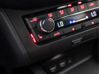 SEAT Arona SEAT Arona 1.0 TSI FR Sport Automaat (APPLE CARPLAY, GROOT NAVI, CLIMATE, STOELVERWARMING, SPORTSTOELEN, SFEERVERLICHTING, GETINT GLAS, PARKEERSENSOREN, CRUISE, NIEUWSTAAT) - afbeelding nr 10