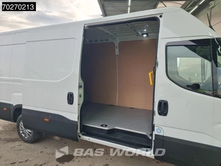 Iveco Daily Iveco Daily 35S18 3.0L Automaat 2025model L3H2 ACC Navi Camera Trekhaak L4H2 16m3 Airco Trekhaak - afbeelding nr 7
