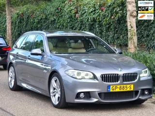 BMW 5 Serie Touring 520i M Sport High Executive 6WB teller Panorama Elk. Stoelen NAP PUNT GAAF 100% dealeronderhouden