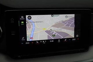 Škoda Octavia Skoda Octavia 1.0 e-TSI Business Edition Plus |  Stoelverwarming | Trekhaak | Camera | Adaptive cruise | Memory | Carplay | Side Assist | Full LED | Keyless | Park Assist | Navigatie - afbeelding nr 17