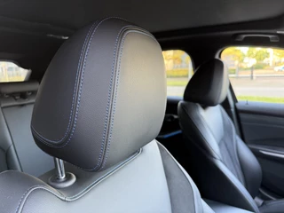 BMW 3 Serie BMW 3 Serie Touring 330e M-Sport DRAVITGRAU PANO/LASER/HEAD-UP/ADAPTIVE M-ONDERSTEL/KEYLESS/19